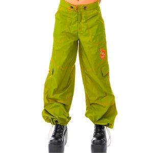 NWOT Tunnel Vision Splendor Olive Parachute Pants Sz L